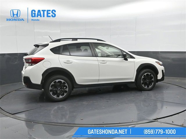 Used 2023 Subaru Crosstrek 2.0i image 3