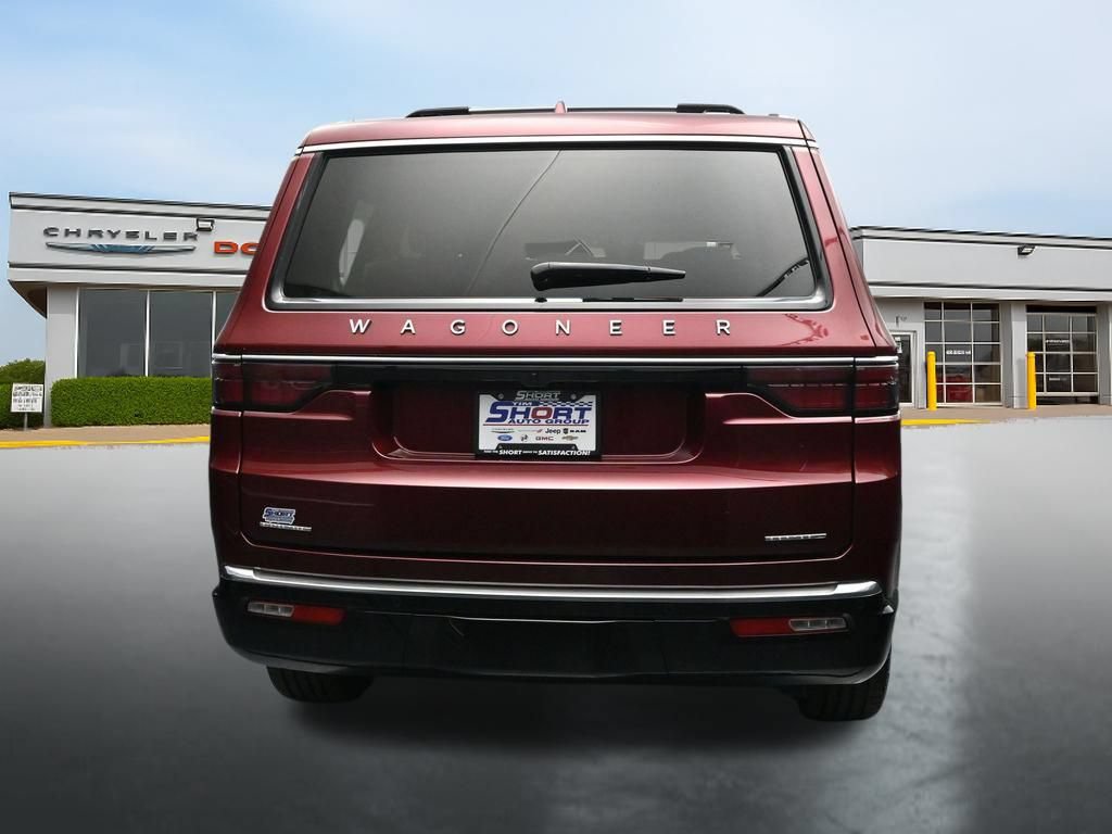 Used 2023 Jeep Wagoneer Series II w/ Premium Group I AWD/4WD image 4
