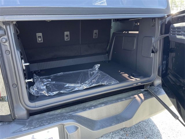 New 2025 Ford Bronco Base image 22