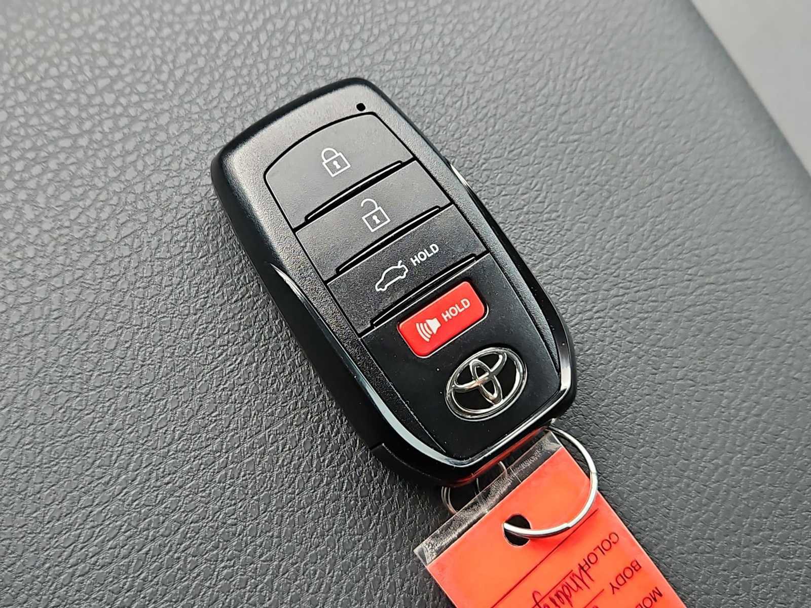 Used 2025 Toyota Camry LE image 32