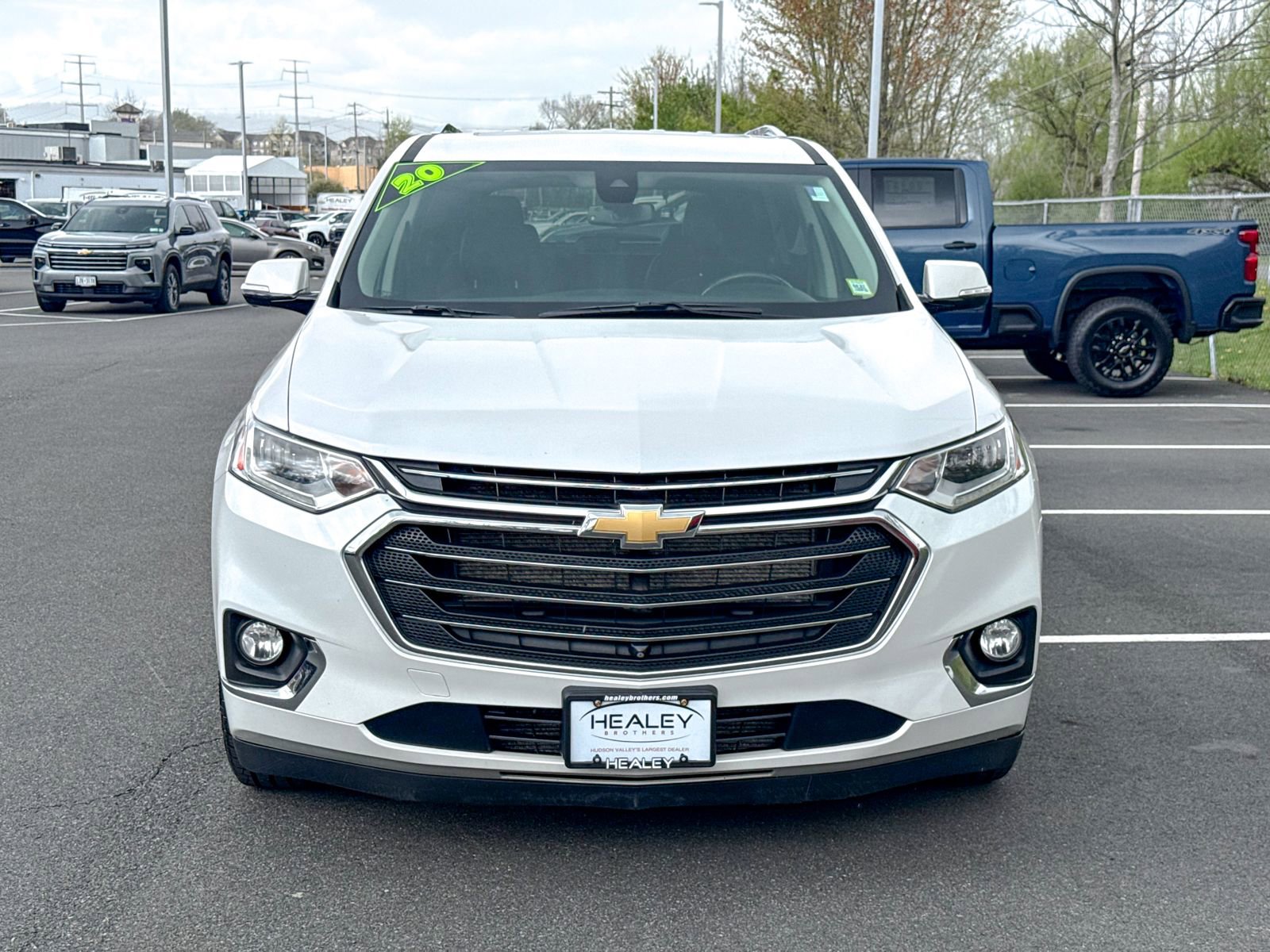 Used 2020 Chevrolet Traverse Premier AWD/4WD image 2