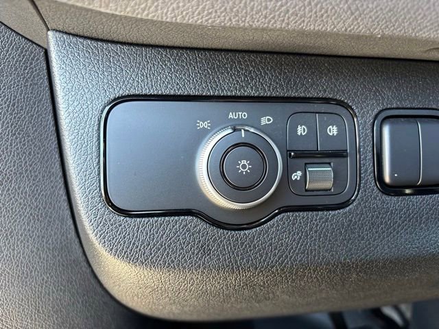Used 2025 Mercedes-Benz Sprinter 3500 image 14