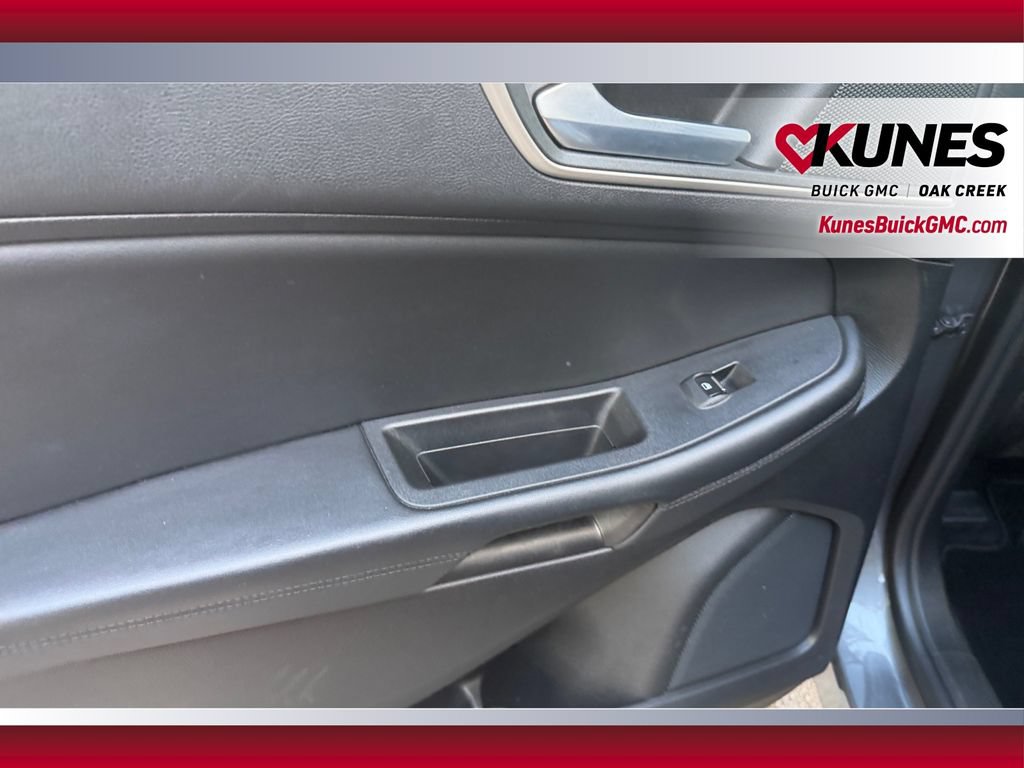 Used 2024 Ford Edge SEL AWD/4WD image 32