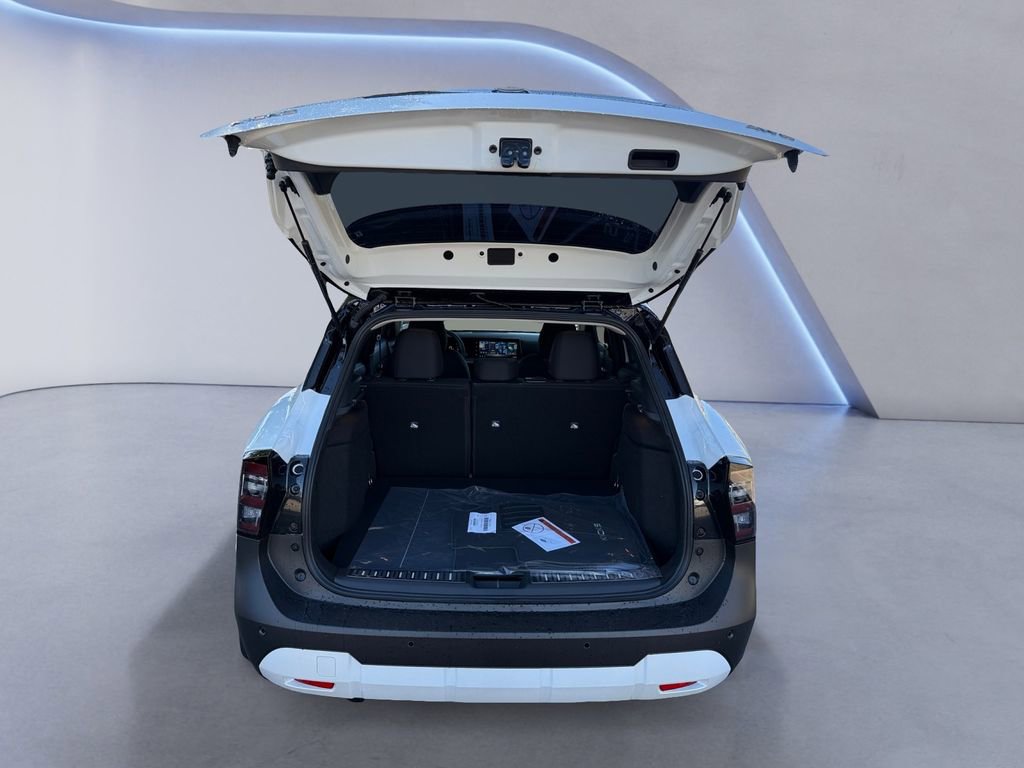 New 2026 Nissan Kicks SV w/ SV Premium Package AWD/4WD image 19