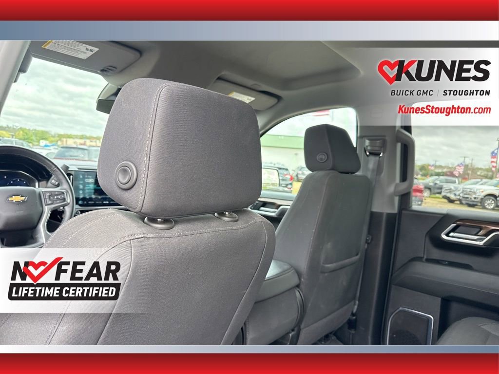 Used 2025 Chevrolet Silverado 1500 LT AWD/4WD image 32