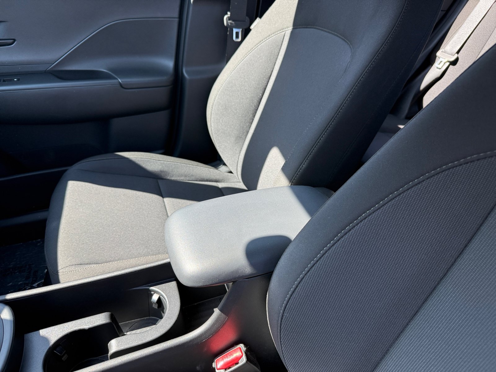 Certified 2026 Hyundai Kona SE FWD image 14