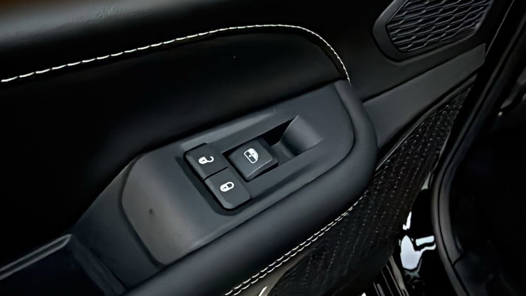 New 2026 Jeep Grand Cherokee Limited image 17