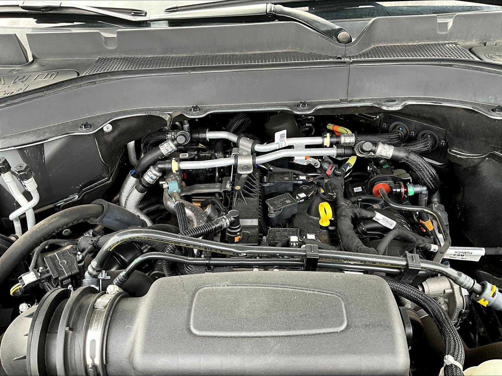 Used 2022 Ford Explorer XLT AWD/4WD image 30