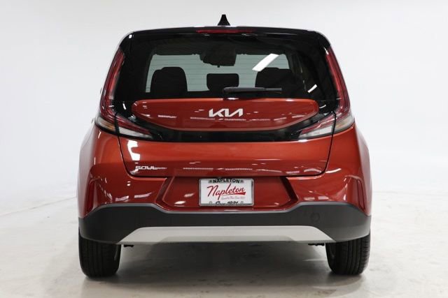 Used 2024 Kia Soul S FWD image 7