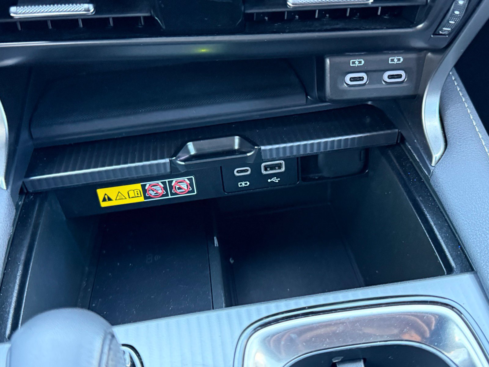 Used 2023 Lexus RX 500h F Sport w/ Accessory Package (Z1) AWD/4WD image 26