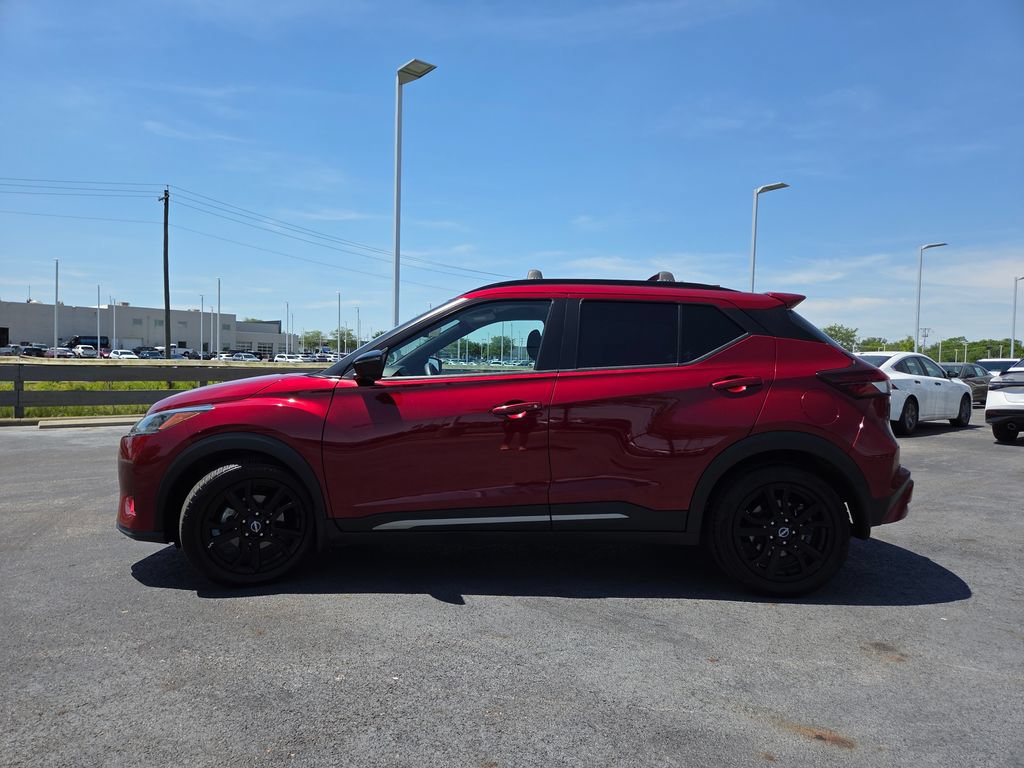 Used 2022 Nissan Kicks SR w/ Interior Electronics Package FWD image 10