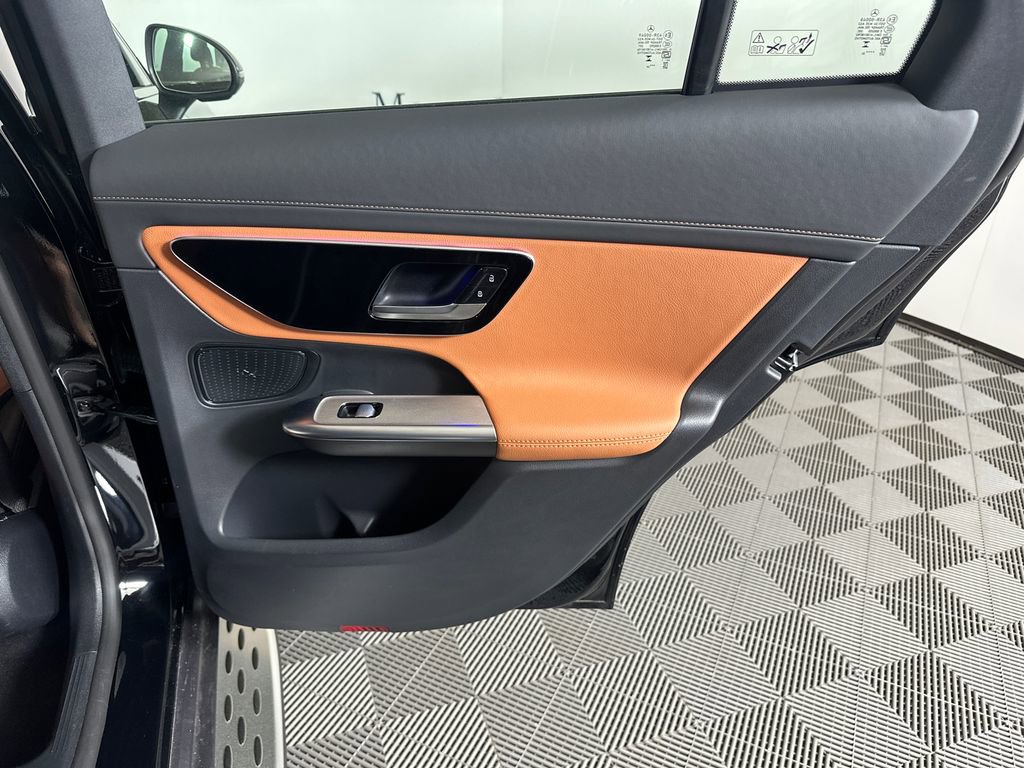 Certified 2024 Mercedes-Benz GLC 43 AMG 4MATIC image 18