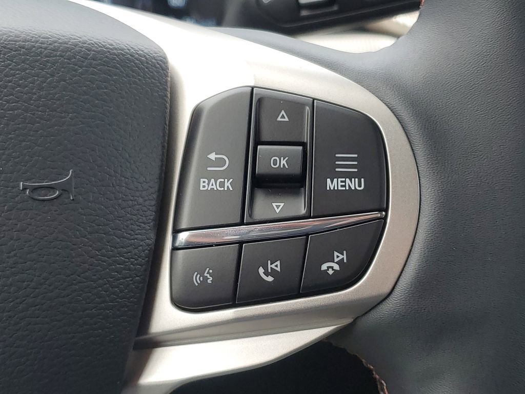 New 2026 Ford Explorer Active AWD/4WD image 13