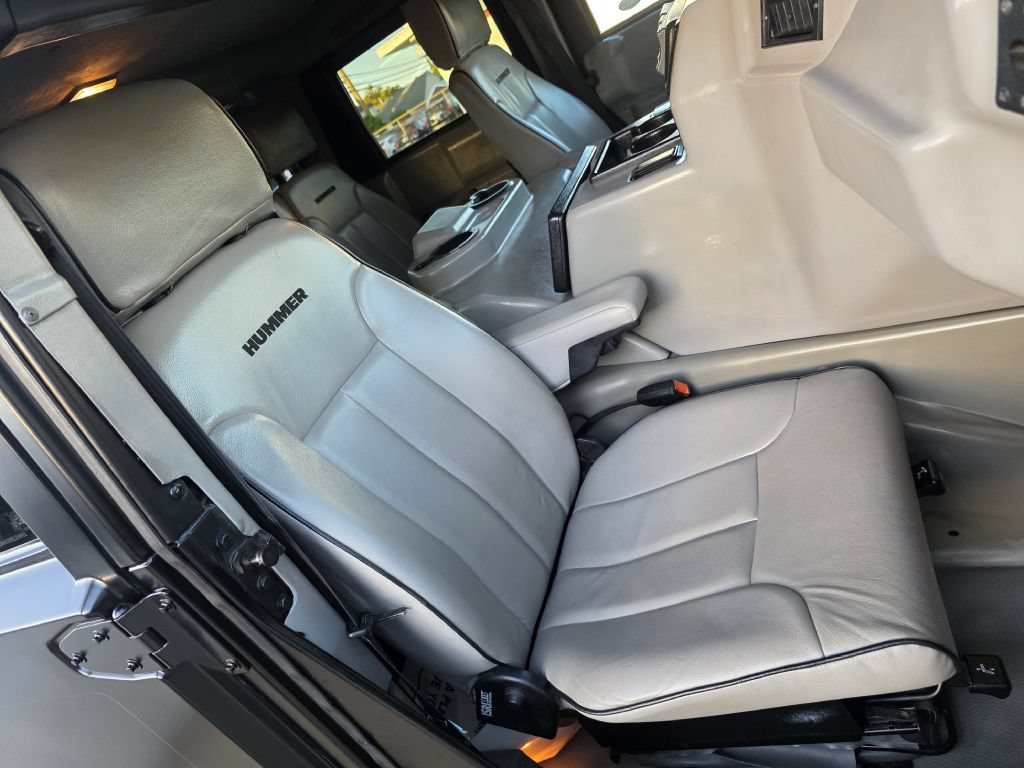 Used 2000 HUMMER H1 4-Door Wagon AWD/4WD image 37