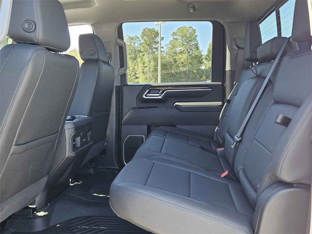 New 2026 Chevrolet Silverado 3500 LT w/ Z71 Chrome Sport Edition image 4