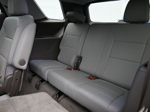 Used 2020 Chevrolet Traverse Premier image 11