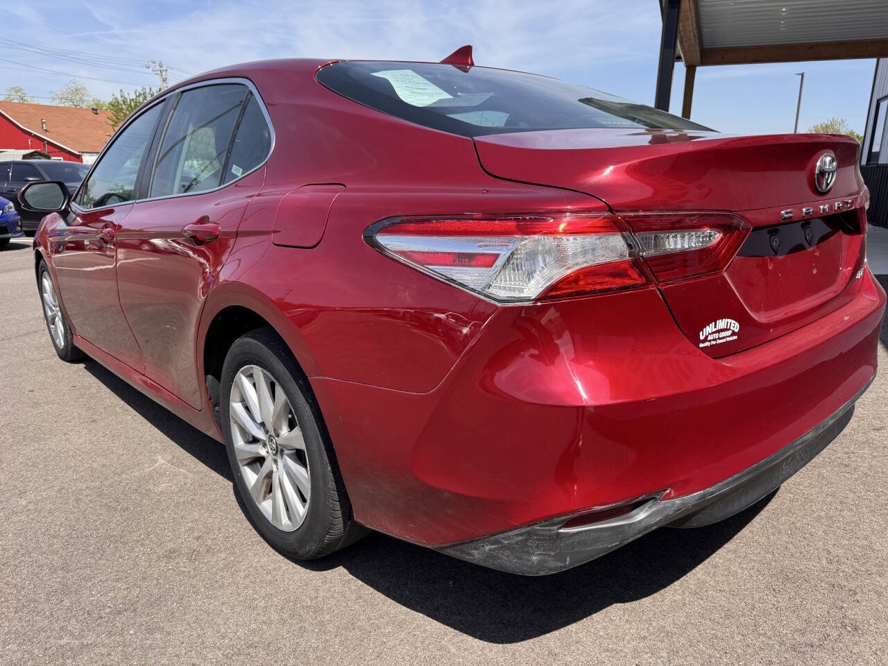 Used 2020 Toyota Camry LE FWD image 10