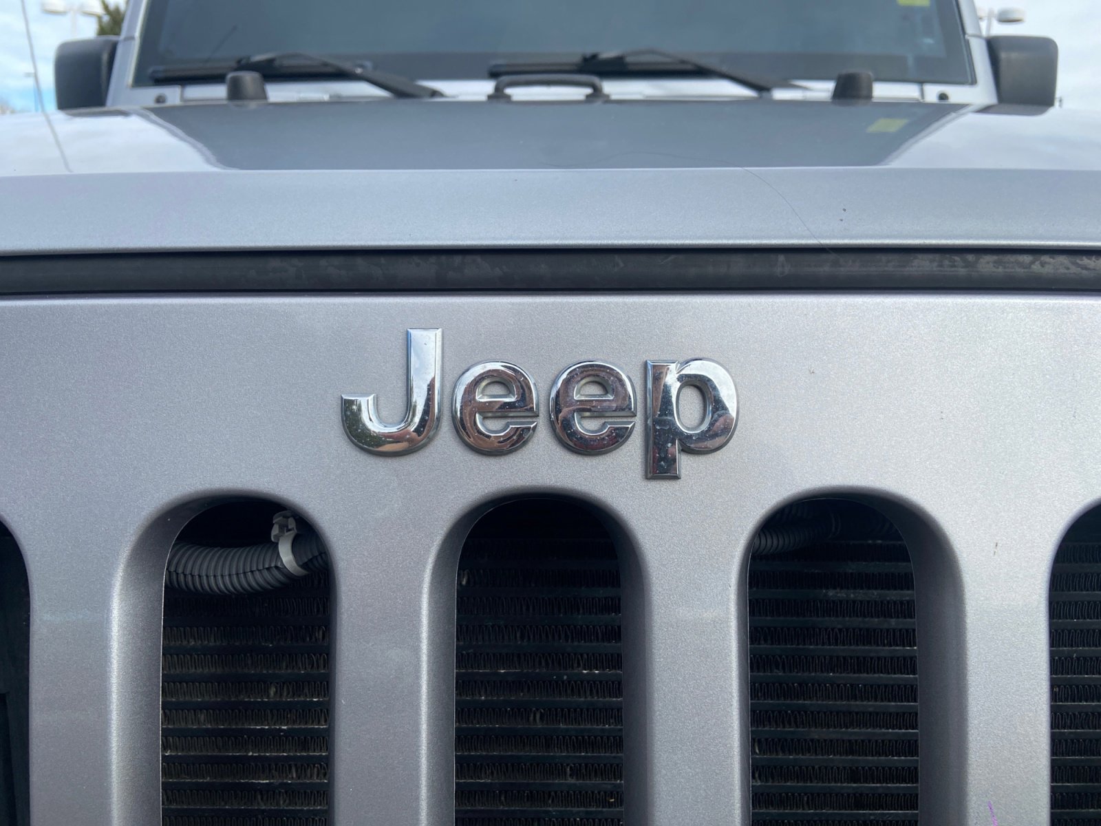 Used 2018 Jeep Wrangler Unlimited Sport S image 23