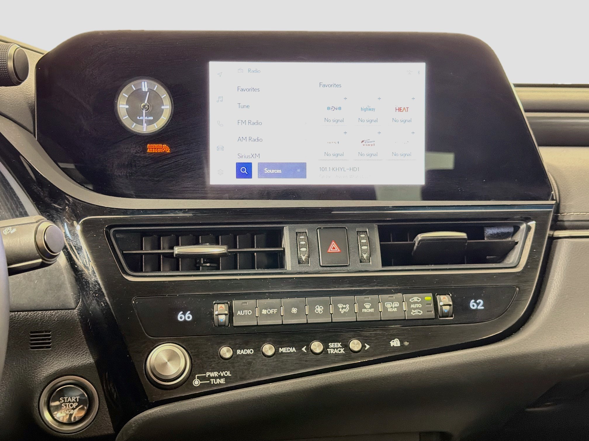 Used 2024 Lexus ES 350 w/ Accessory Package (Z1) FWD image 23