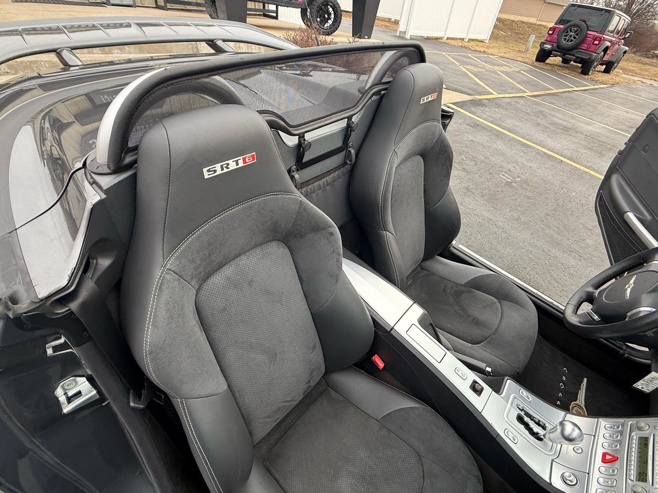 Used 2005 Chrysler Crossfire SRT-6 image 34