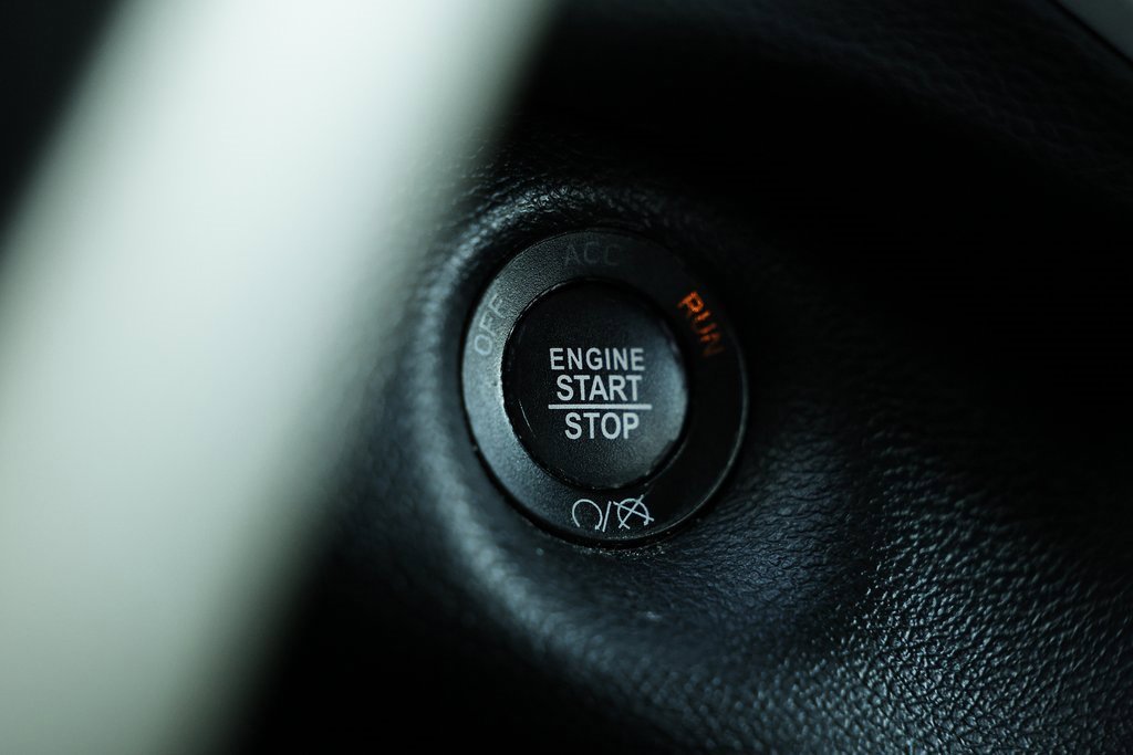 Used 2018 Jeep Cherokee Latitude Plus w/ Comfort/Convenience Group image 34