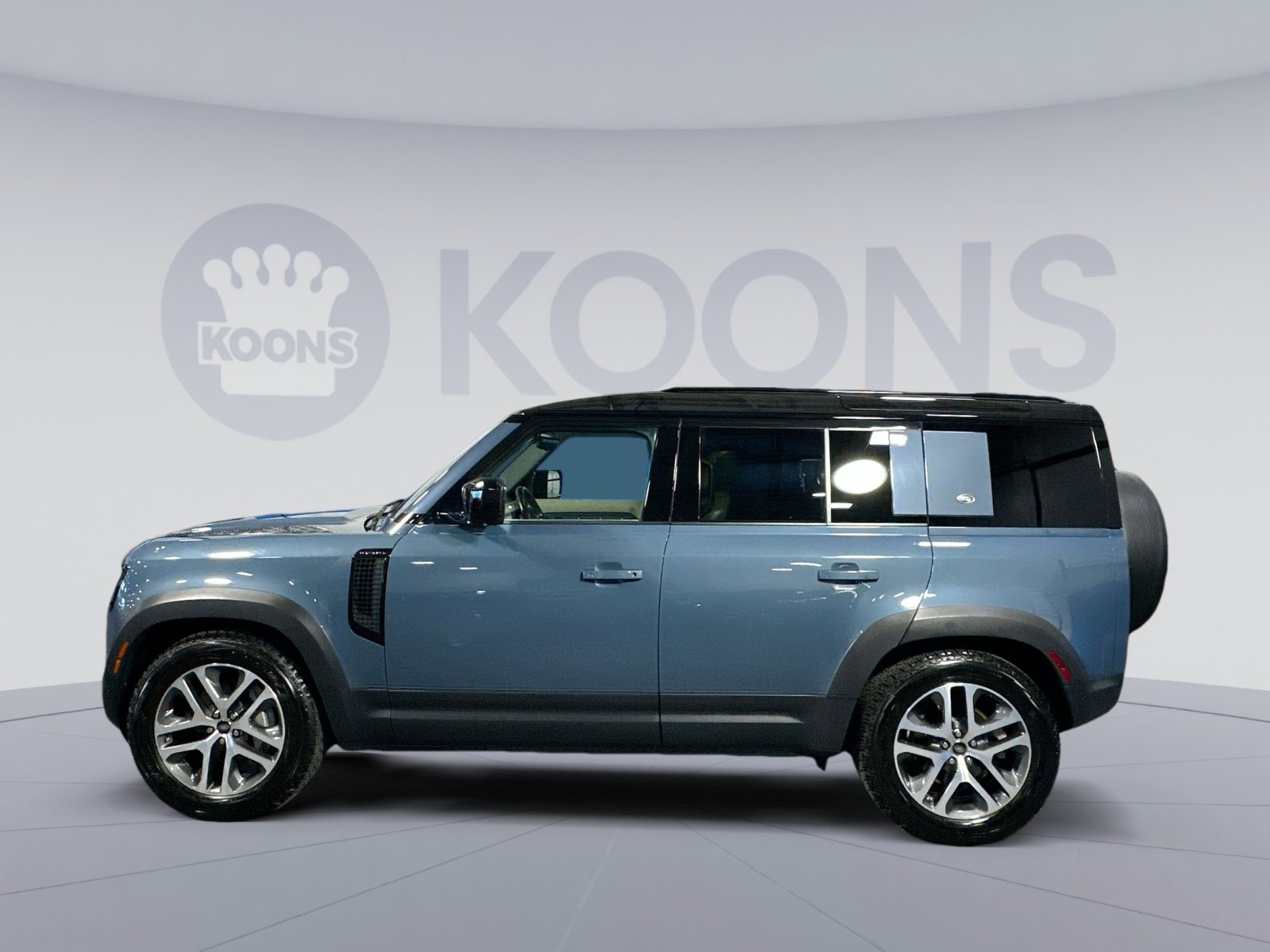 Used 2020 Land Rover Defender 110 HSE image 2