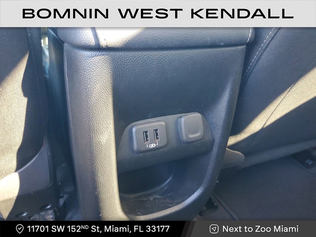 Used 2019 Chevrolet Colorado LT w/ LT Convenience Package image 17