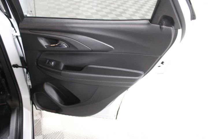 Used 2024 Chevrolet TrailBlazer RS w/ Convenience Package image 25