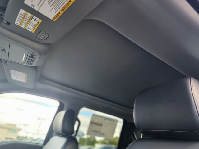 New 2026 Ford F250 Lariat w/ Chrome Package image 21