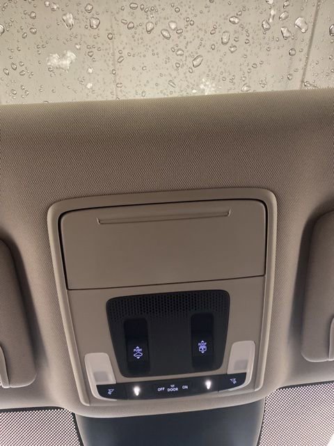 Certified 2025 Honda Pilot Touring image 15