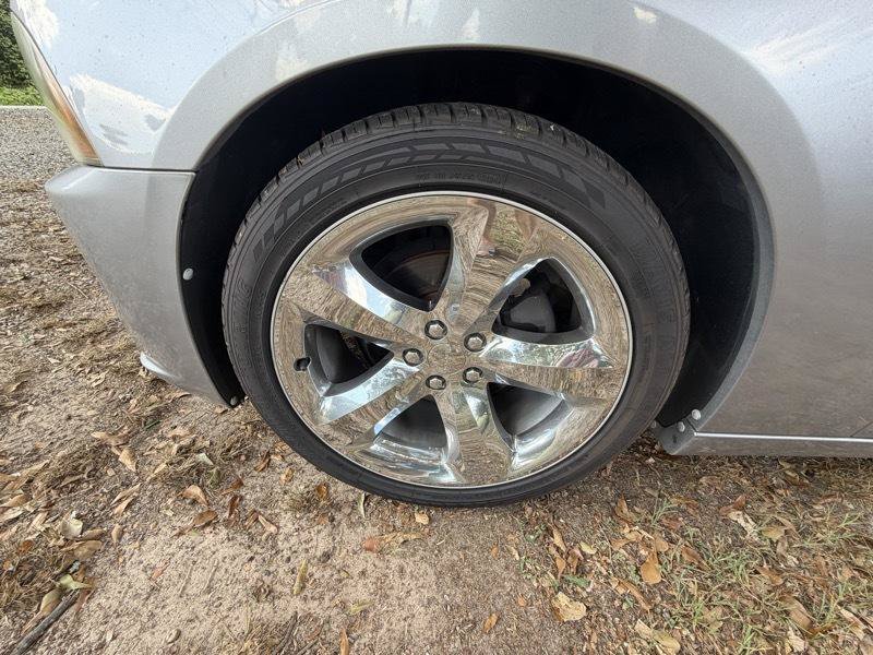 Used 2013 Dodge Charger SE w/ Connectivity Group RWD image 7