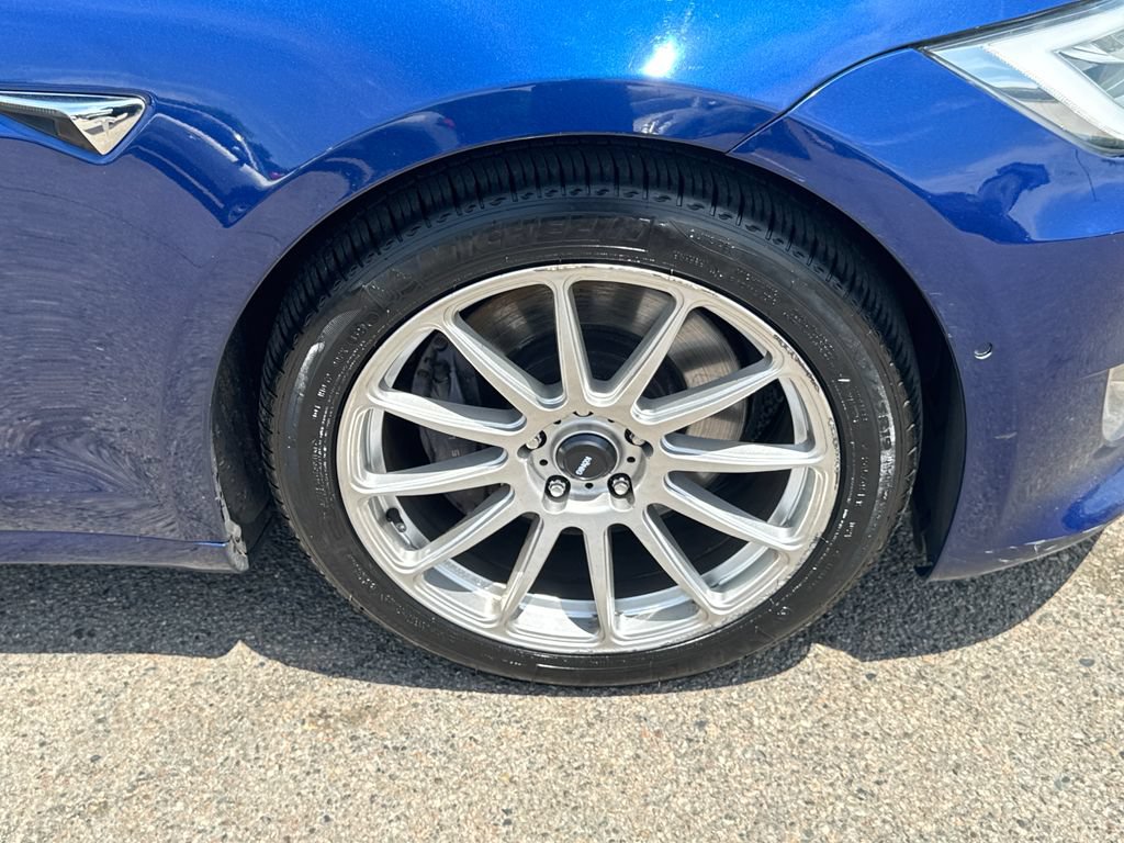 Used 2020 Tesla Model S Long Range Plus AWD/4WD image 41