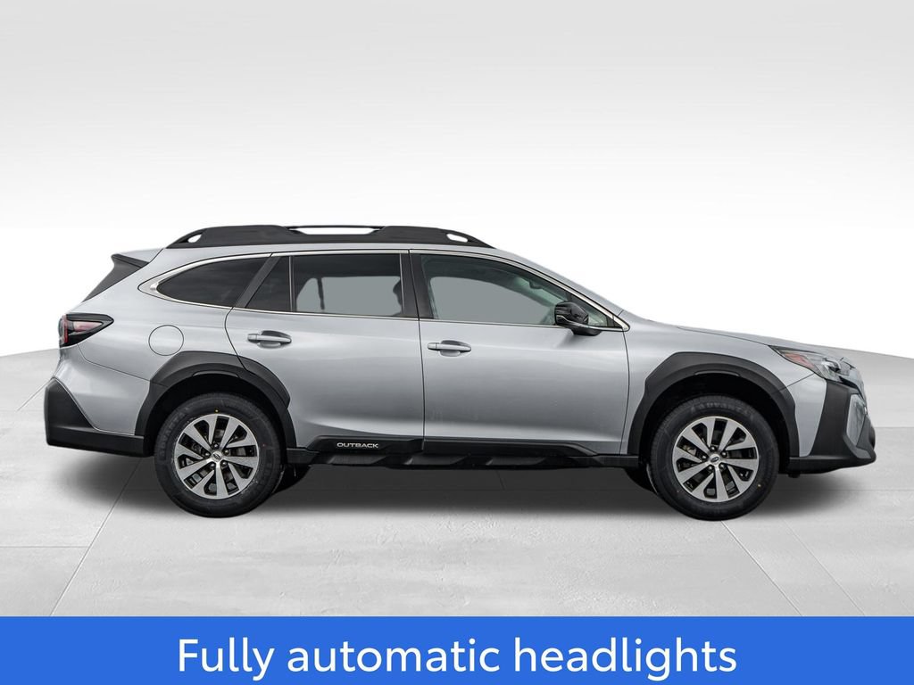 Used 2023 Subaru Outback Premium AWD/4WD image 8