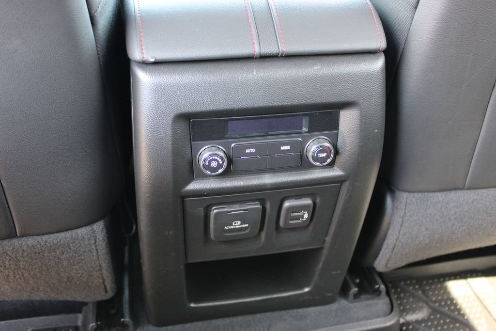 Certified 2023 Chevrolet Traverse RS w/ LPO, Floor Liner Package AWD/4WD image 46