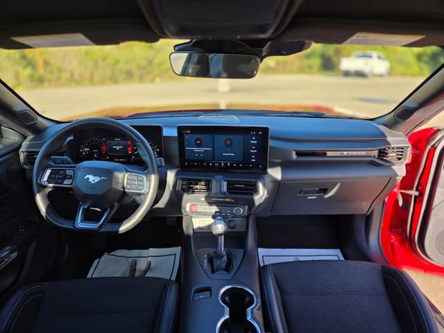 Used 2024 Ford Mustang Coupe image 18