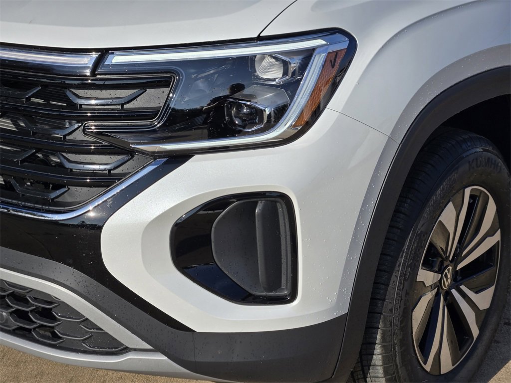 New 2026 Volkswagen Atlas Cross Sport SE image 6