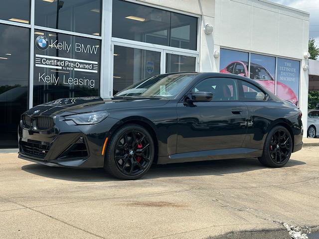 Used 2025 BMW M240i xDrive Coupe w/ Premium Package AWD/4WD image 4
