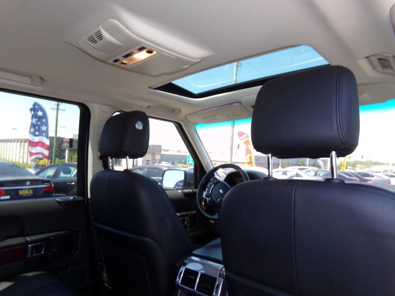 Used 2012 Land Rover Range Rover HSE image 19