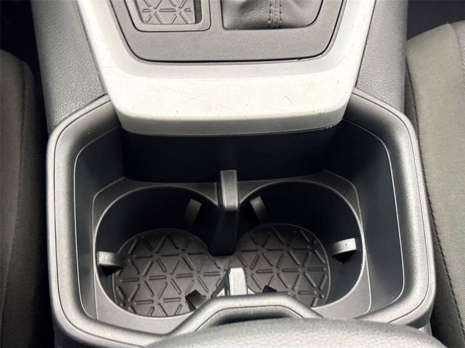 Certified 2025 Toyota RAV4 XLE FWD image 27