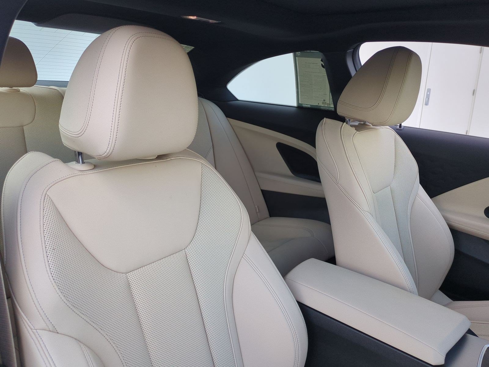 Certified 2024 BMW 230i Coupe w/ Premium Package RWD image 33
