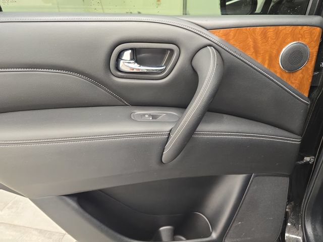 Used 2019 INFINITI QX80 Luxe AWD/4WD image 19