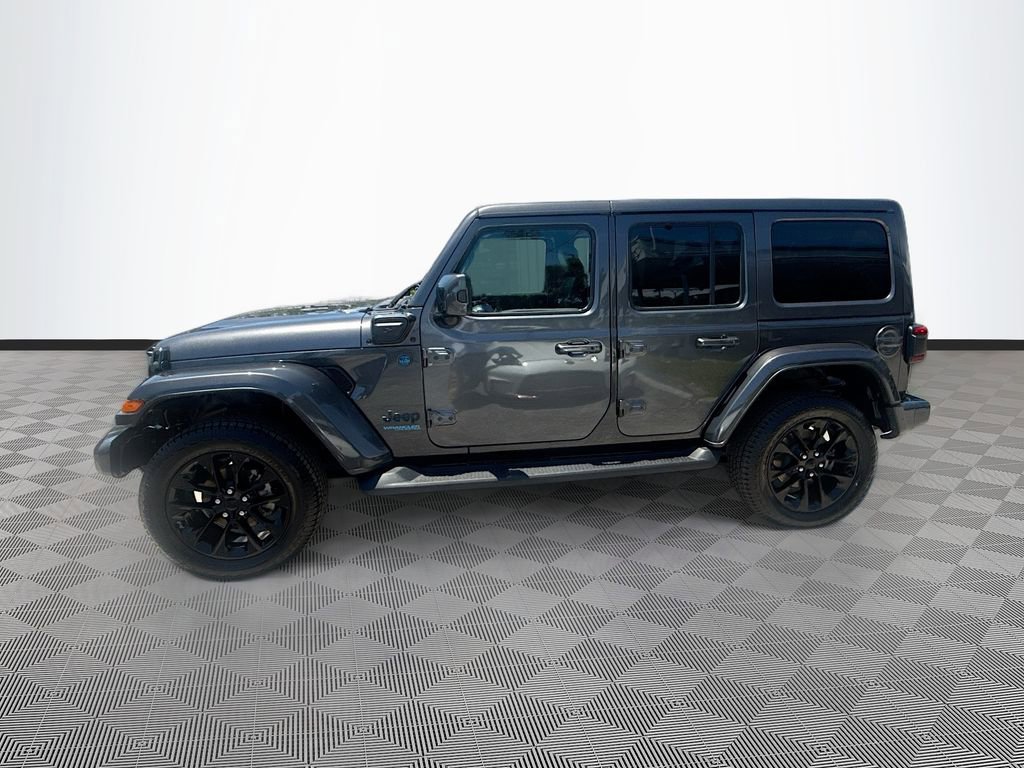 Used 2021 Jeep Wrangler Unlimited Sahara AWD/4WD image 9