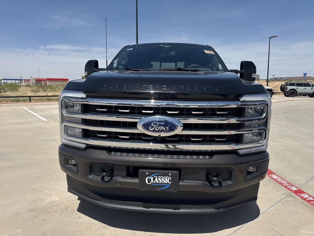 Used 2025 Ford F250 King Ranch w/ FX4 Off-Road Package AWD/4WD image 8
