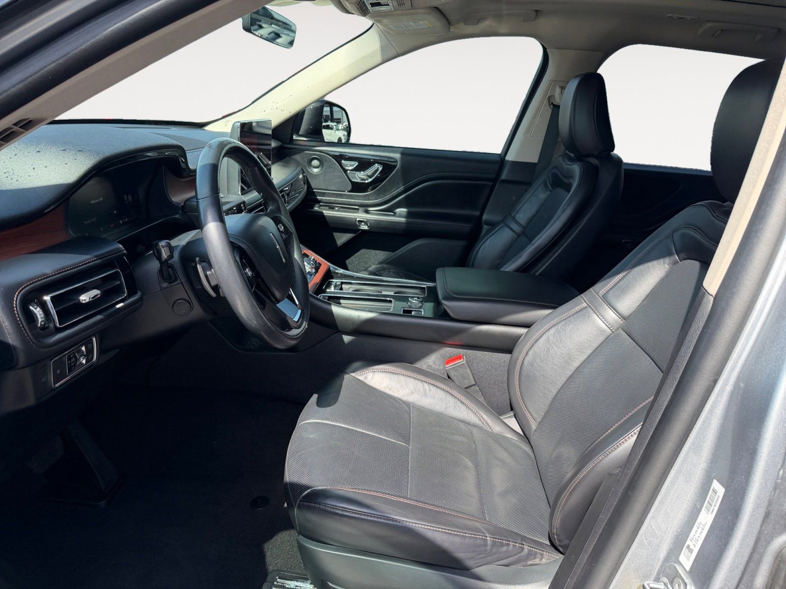 Used 2021 Lincoln Aviator Reserve w/ Equipment Group 201A image 9