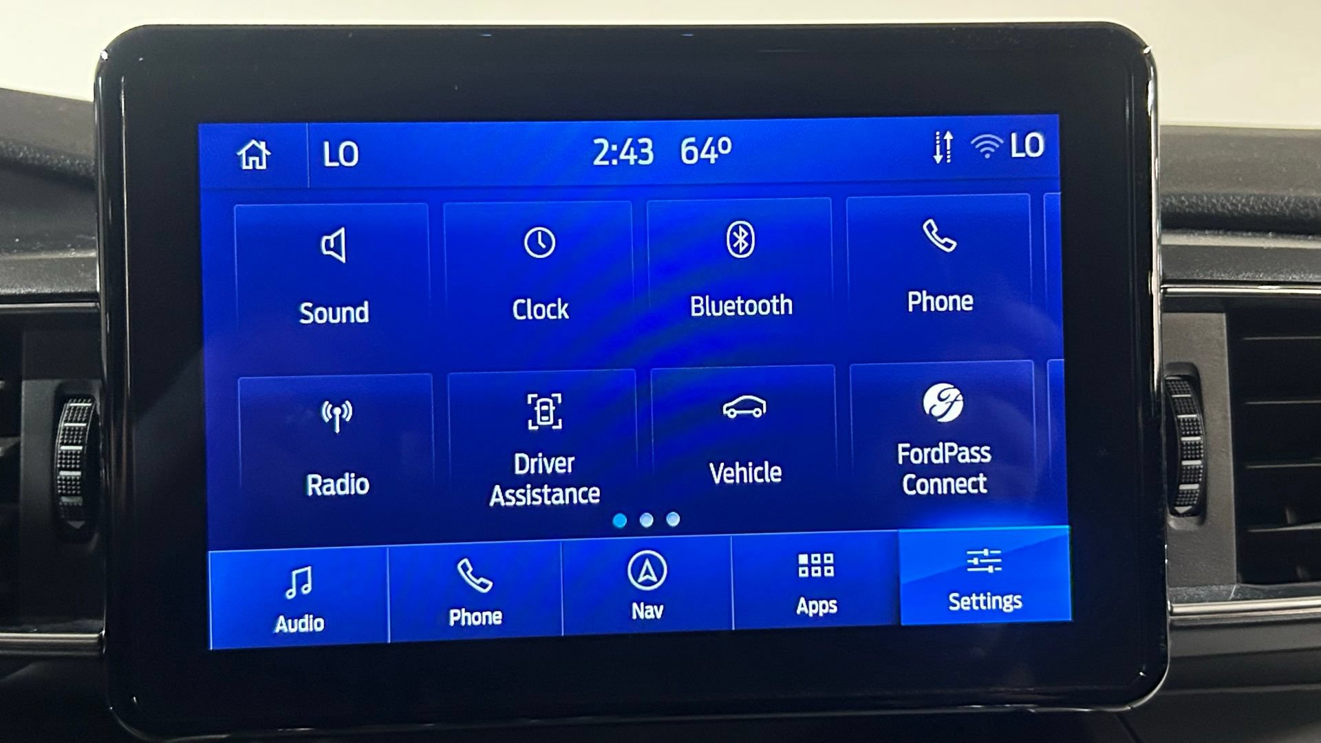 Used 2022 Ford Explorer XLT w/ Equipment Group 202A AWD/4WD image 90