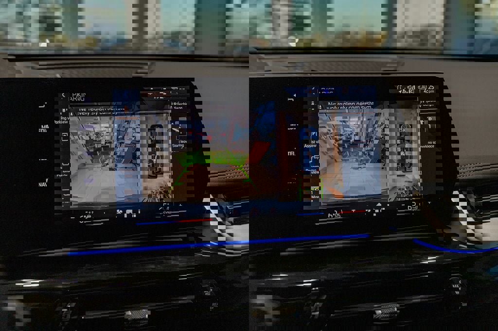 Used 2026 BMW X1 xDrive28i w/ Technology Package image 30