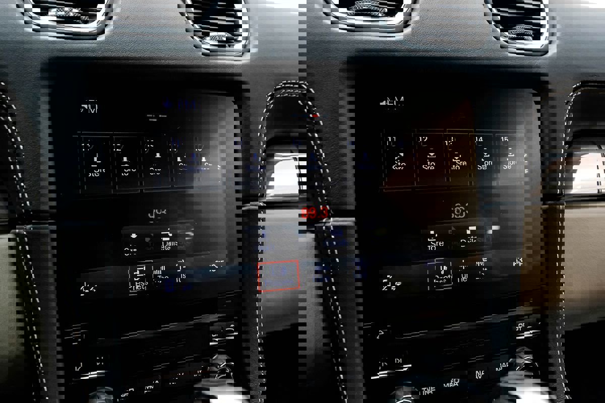 Used 2017 Porsche 718 Cayman S w/ Sport Chrono Package image 22