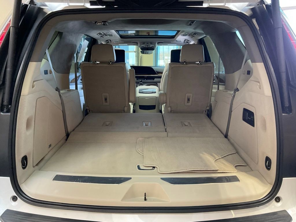 Used 2021 Cadillac Escalade Sport Platinum image 29