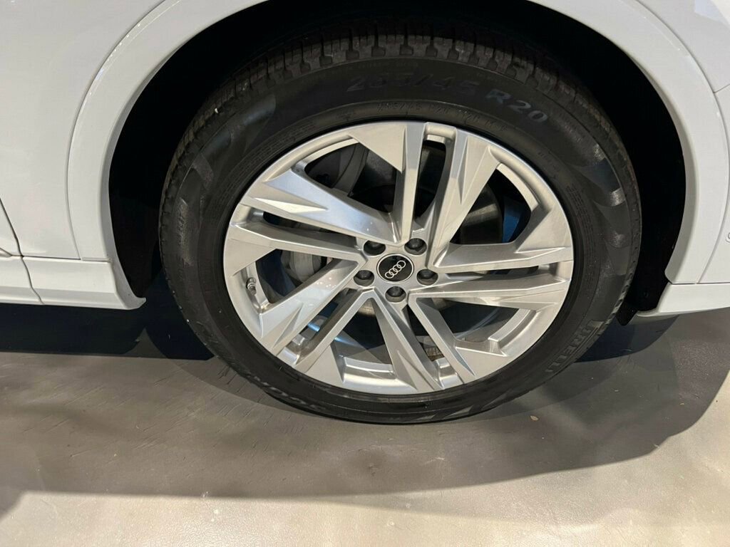 Used 2023 Audi Q7 3.0T Prestige image 13