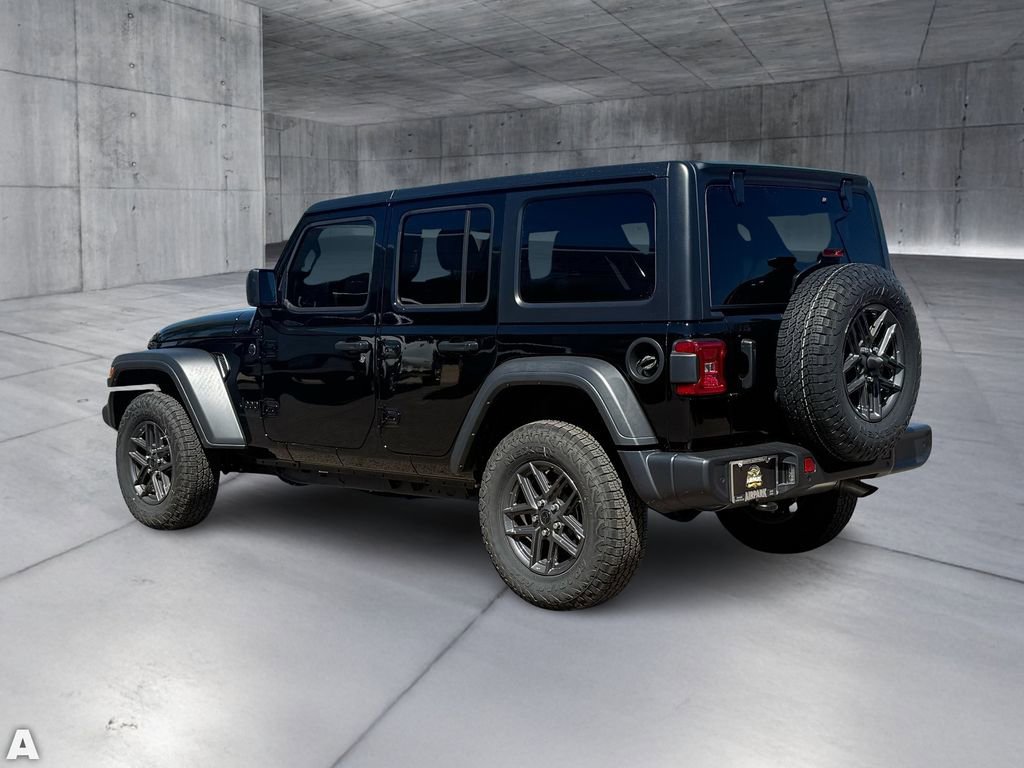 Used 2025 Jeep Wrangler Sport S image 4